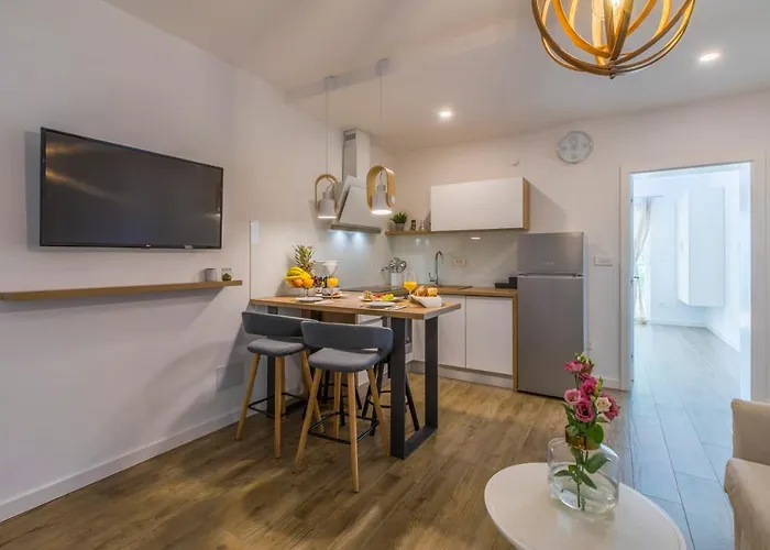 Palace Paulina Apartament Novi Vinodolski