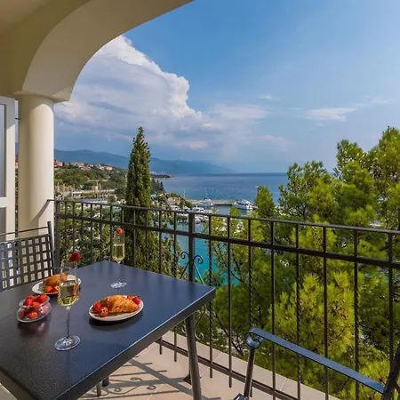 Palace Paulina * Novi Vinodolski