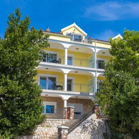 Palace Paulina Novi Vinodolski