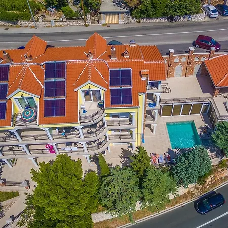 Apartment Palace Paulina